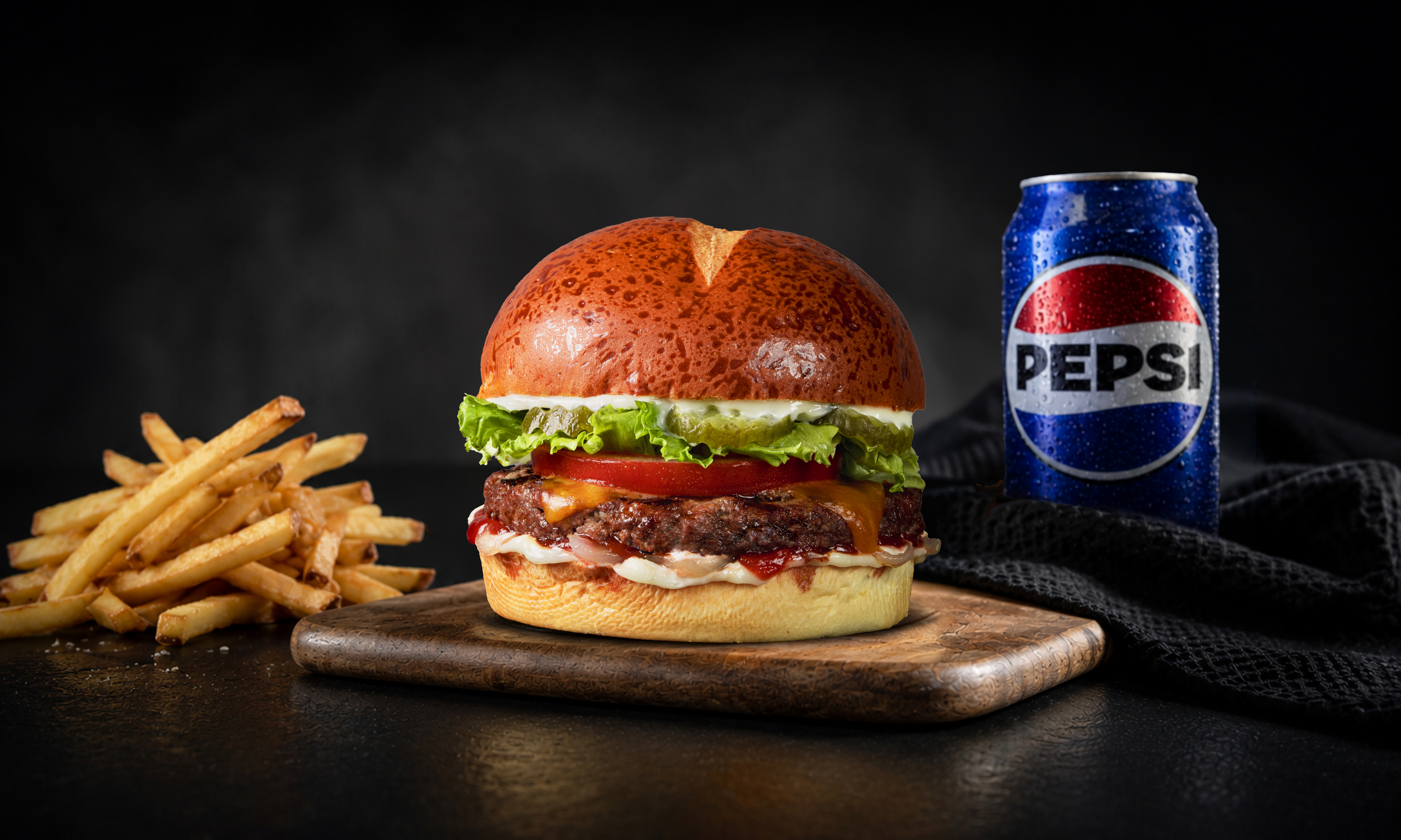 CLASSIC BURGER MEAL 